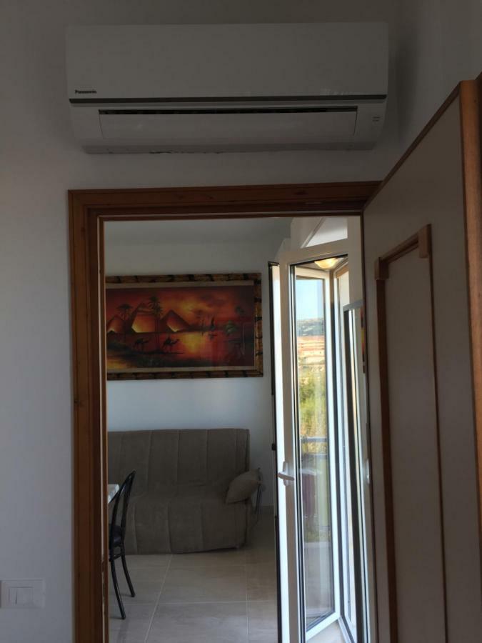 Attico Tacito Apartment Ventimiglia Exterior photo